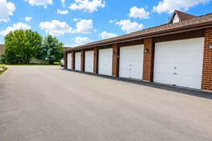 10572 S Palos Pl, Palos Hills, IL 60465 - Photo 24