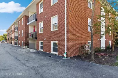 515 N Cass Avenue #2B, Westmont, IL 60559 - Photo 2
