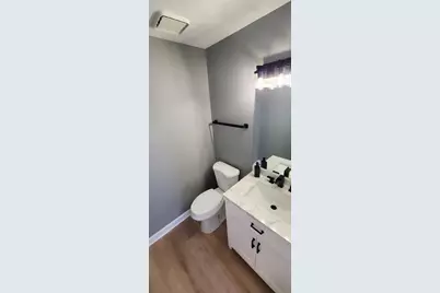 2436 W Salem Court #B2, Woodridge, IL 60517 - Photo 16