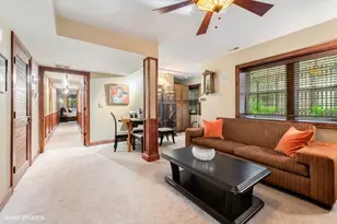 844 W Agatite Ave, Chicago, IL 60640 - Photo 10