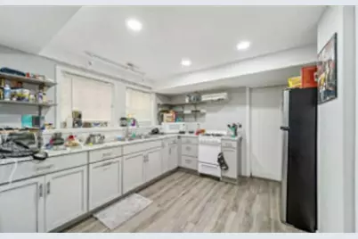 7038 S Woodlawn Avenue #2, Chicago, IL 60637 - Photo 4