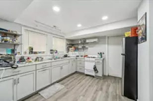 7038 S Woodlawn Ave, Chicago, IL 60637 - Photo 4