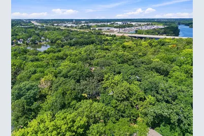 520 Glenwood Trail, Elgin, IL 60120 - Photo 8
