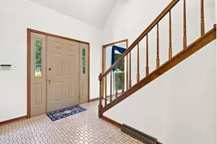 520 Glenwood Trail, Elgin, IL 60120 - Photo 10