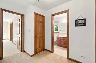 520 Glenwood Trail, Elgin, IL 60120 - Photo 34