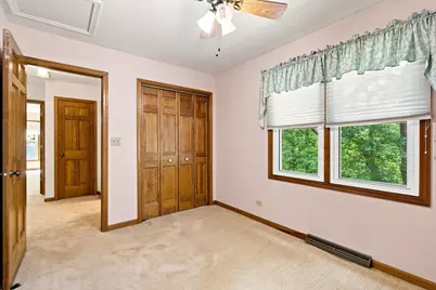520 Glenwood Trail, Elgin, IL 60120 - Photo 38