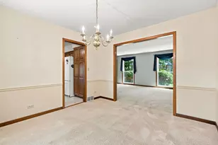 520 Glenwood Trail, Elgin, IL 60120 - Photo 18