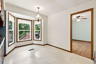 520 Glenwood Trail, Elgin, IL 60120 - Photo 24