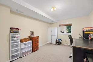 3300 Ailsworth Ct, Darien, IL 60561 - Photo 26