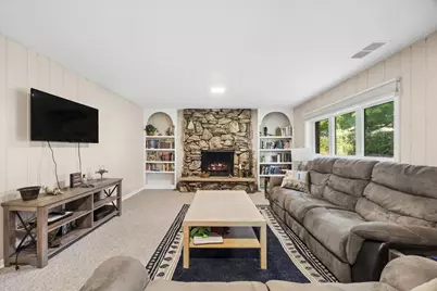 3300 Ailsworth Court, Darien, IL 60561 - Photo 24