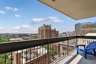 3470 N Lake Shore Dr, Chicago, IL 60657 - Photo 8