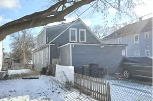 1026 Victoria Ave, North Chicago, IL 60064 - Photo 2