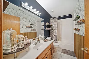 10832 S 76th Ave, Worth, IL 60482 - Photo 16
