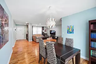 17 Whitehall Ct, Buffalo Grove, IL 60089 - Photo 6