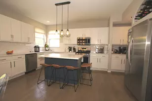 2244 Exeter Ct, Aurora, IL 60503 - Photo 6