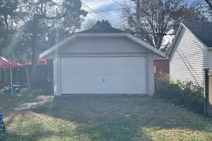 1013 W Church St, Champaign, IL 61821 - Photo 4