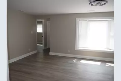 8808 Corcoran Road, Hometown, IL 60456 - Photo 6