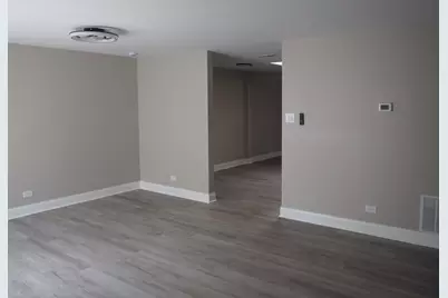8808 Corcoran Road, Hometown, IL 60456 - Photo 12