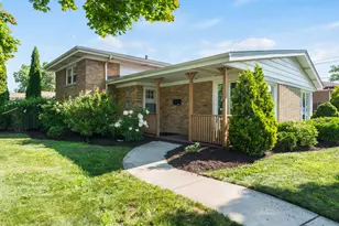 5016 W 107th St, Oak Lawn, IL 60453 - Photo 1