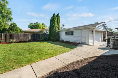 5016 W 107th Street, Oak Lawn, IL 60453 - Photo 14
