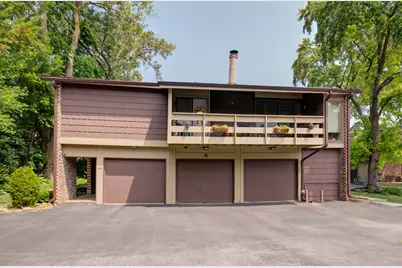 4 W Millstone Court #A, Palos Hills, IL 60465 - Photo 1