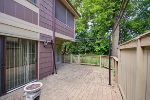 4 W Millstone Ct, Palos Hills, IL 60465 - Photo 16