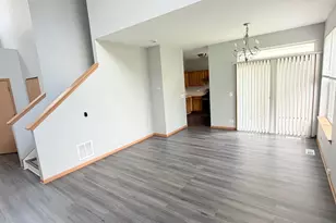 2209 Sunrise Cir, Aurora, IL 60503 - Photo 2