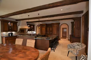 1230 Heather Ln, Glenview, IL 60025 - Photo 12