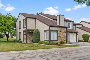 761 Colorado Ct, Carol Stream, IL 60188 - Photo 1