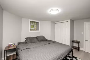 735 E 50th St, Chicago, IL 60615 - Photo 16