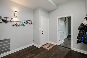 735 E 50th St, Chicago, IL 60615 - Photo 10