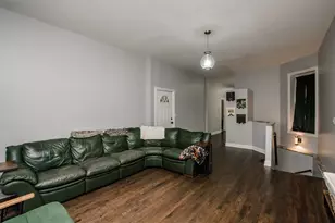 735 E 50th St, Chicago, IL 60615 - Photo 4