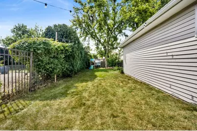 8631 W Stolting Road, Niles, IL 60714 - Photo 22