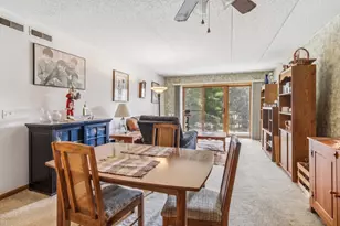 5320 N Lowell Ave, Chicago, IL 60630 - Photo 6