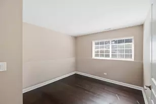 1138 Jordan Cir, Lake Zurich, IL 60047 - Photo 16