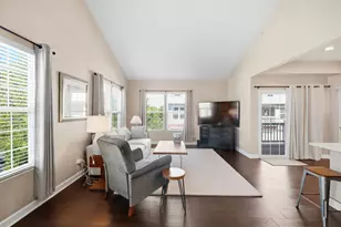 1138 Jordan Cir, Lake Zurich, IL 60047 - Photo 4