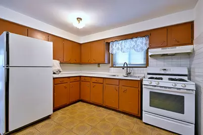 611 N Lincoln Avenue, Addison, IL 60101 - Photo 16