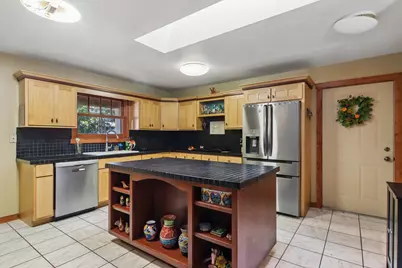 9017 Wildrose Lane, Marengo, IL 60152 - Photo 8