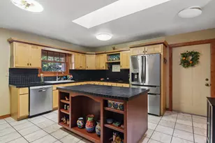 9017 Wildrose Ln, Marengo, IL 60152 - Photo 8