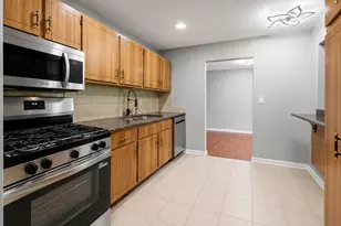 5101 Carriage Way Dr, Rolling Meadows, IL 60008 - Photo 12