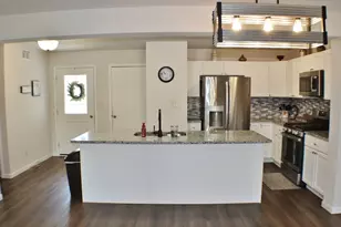 1920 Red Willow Rd, Morris, IL 60450 - Photo 6