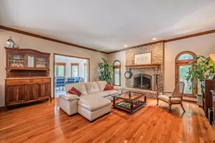 391 Du Pahze St, Naperville, IL 60565 - Photo 18