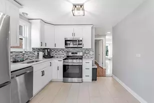3238 N Nottingham Ave, Chicago, IL 60634 - Photo 8