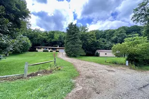 895 Thenius Rd, Sparland, IL 61565 - Photo 2