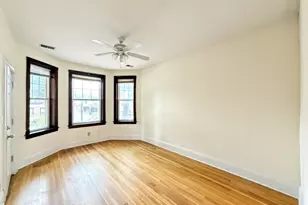 3446 N Bell Ave, Chicago, IL 60618 - Photo 10