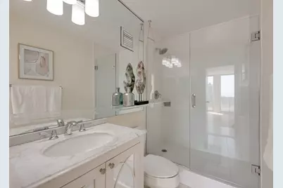 111 E Chestnut Street #30C, Chicago, IL 60611 - Photo 24
