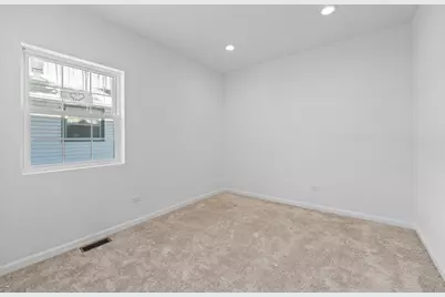 635 S 18th Avenue, Maywood, IL 60153 - Photo 14