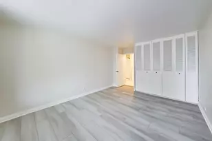 4250 N Marine Dr, Chicago, IL 60613 - Photo 14
