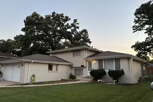 14924 Knox Ave, Midlothian, IL 60445 - Photo 1