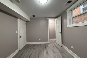 7627 W 64 St, Summit, IL 60501 - Photo 10
